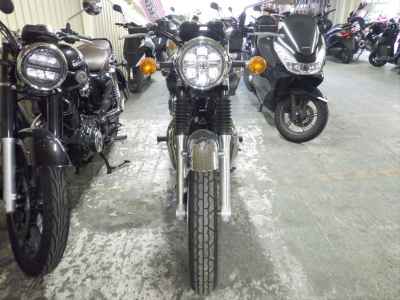 Kawasaki W800 2023