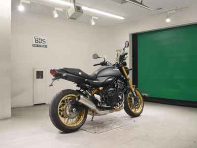 Kawasaki Z900RS SE 2024