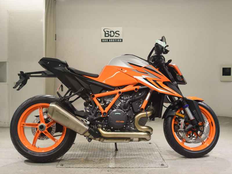 KTM 1290 Super Duke R 2023