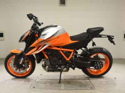 KTM 1290 Super Duke R 2023