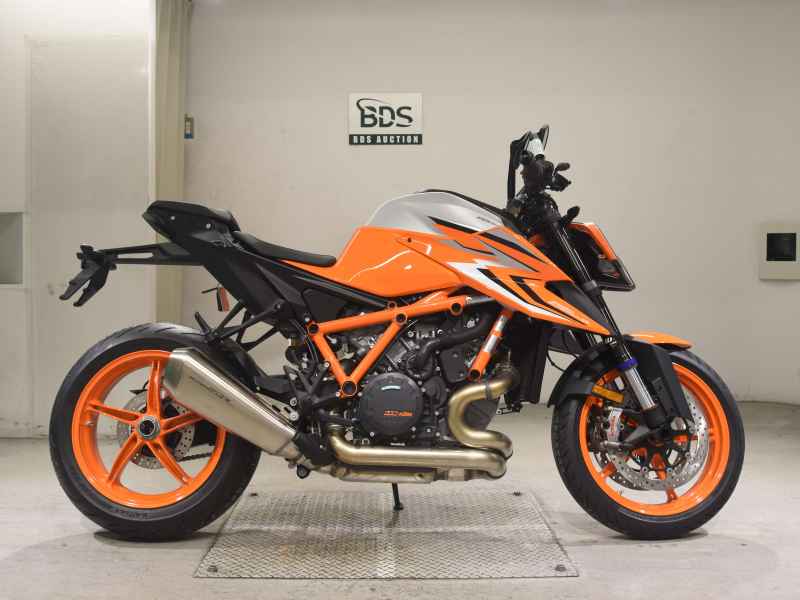 KTM 1290 Super Duke R 2023