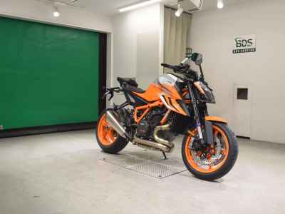 KTM 1290 Super Duke R 2023