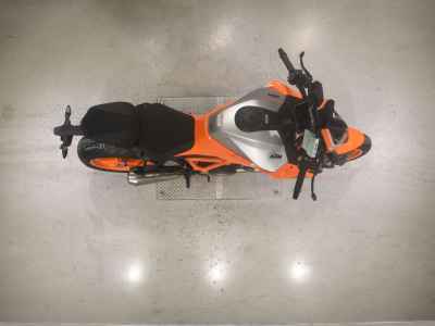 KTM 1290 Super Duke R 2023