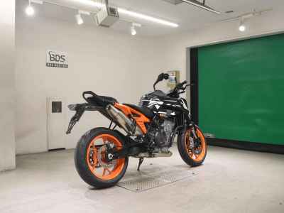 KTM 890 Duke GP 2023