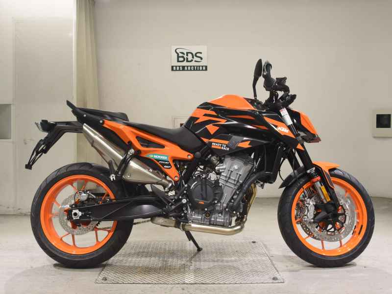 KTM 890 Duke GP 2023