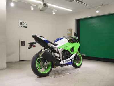 Kawasaki Ninja ZX-6R 2024