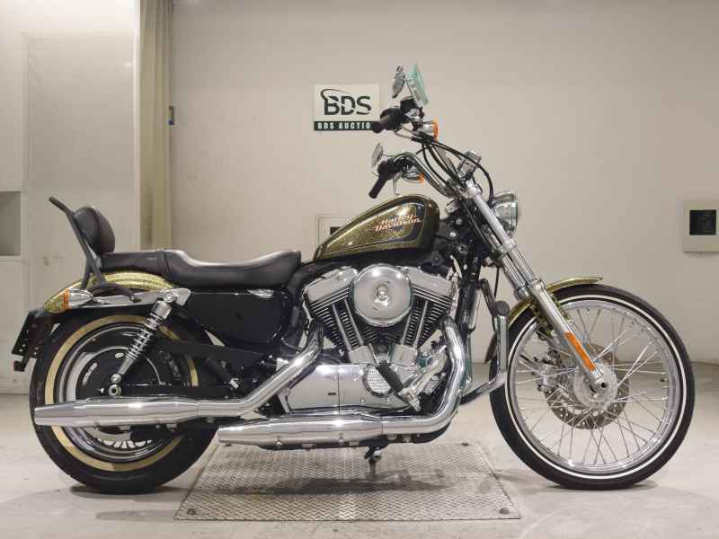 Harley-Davidson Sportster Seventy-Two XL1200V 2013