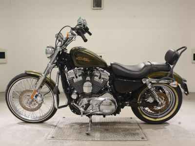 Harley-Davidson Sportster Seventy-Two XL1200V 2013