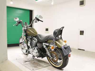Harley-Davidson Sportster Seventy-Two XL1200V 2013