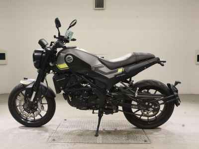 Benelli Leoncino 250 2021