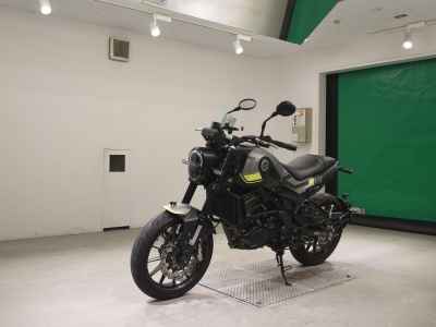 Benelli Leoncino 250 2021