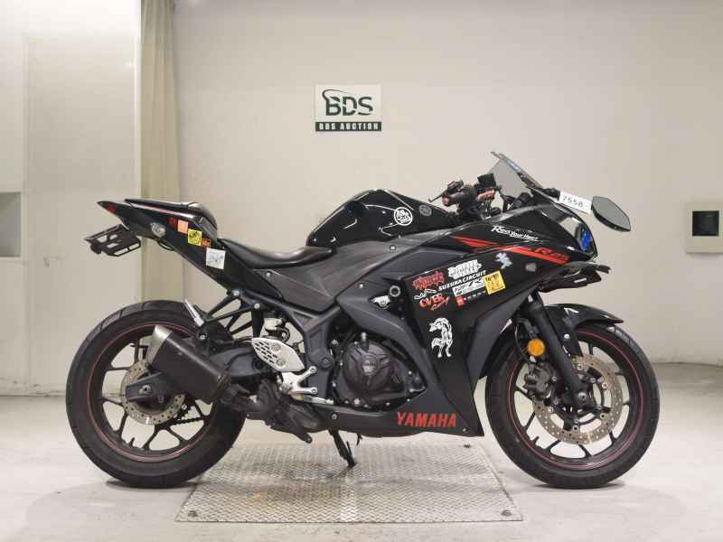 Yamaha YZF-R25 2015