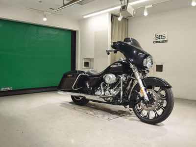 Harley-Davidson Street Glide FLHX1690 2013