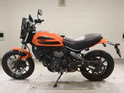 Ducati Scrambler Sixty2 2018