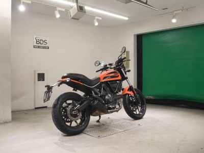 Ducati Scrambler Sixty2 2018