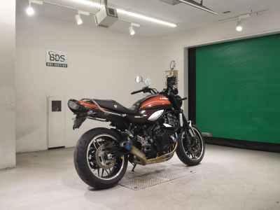 Kawasaki Z900RS 2018