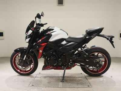 Suzuki GSX-S750 2020