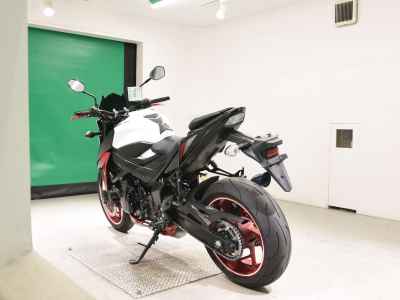 Suzuki GSX-S750 2020