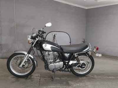 Yamaha SR400 2022