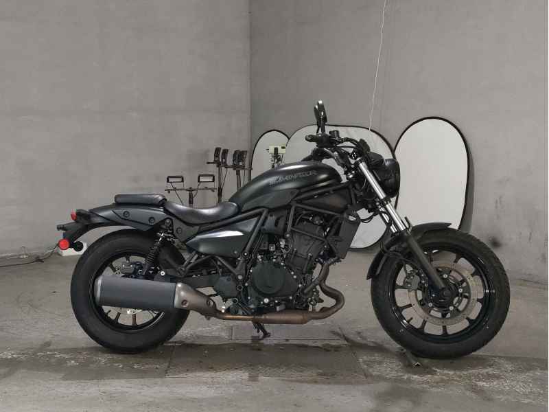 Kawasaki Eliminator 400 2023