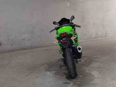 Kawasaki Ninja 250