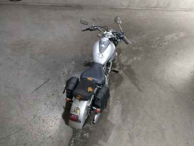 Suzuki Intruder 250LC
