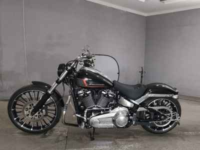 Harley-Davidson Breakout FXBR1920 2023