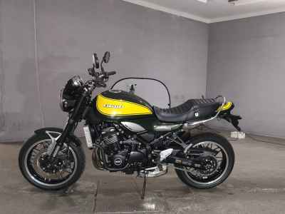 Kawasaki Z900RS 2024