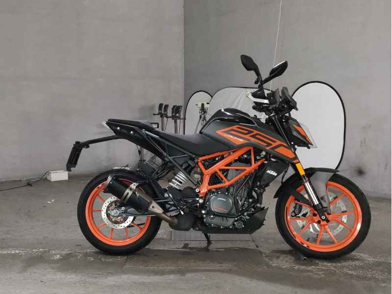 KTM 250 Duke 2021