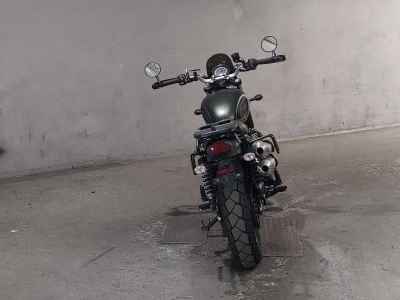 Triumph Street Scrambler 2024
