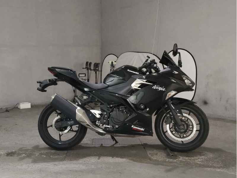 Kawasaki Ninja 400 2021