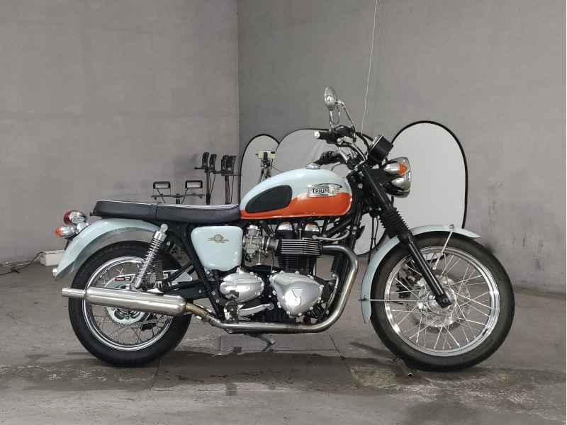 Triumph Bonneville T100 2008