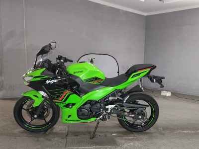 Kawasaki Ninja 400 2023