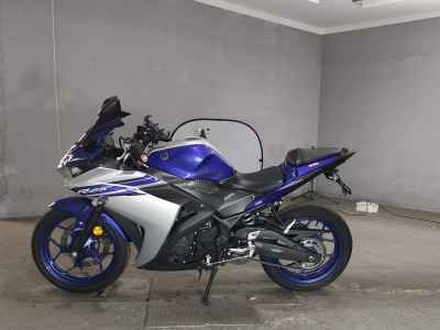 Yamaha YZF-R25 2016