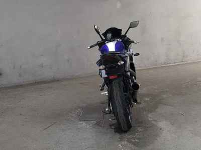 Yamaha YZF-R25 2016