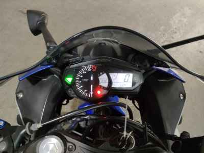 Yamaha YZF-R25 2015