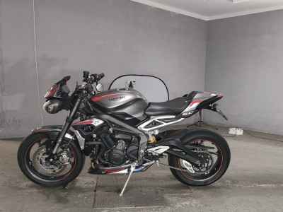 Triumph Street Triple RS