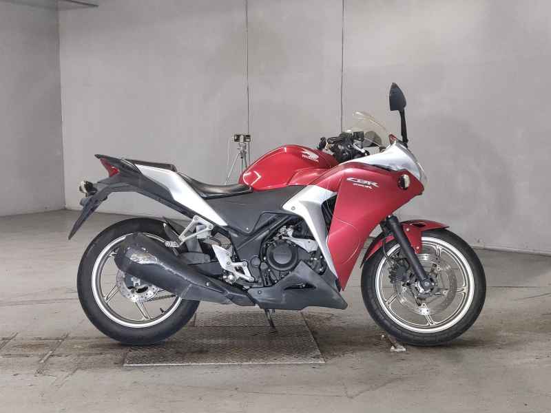 Honda CBR250R 2011