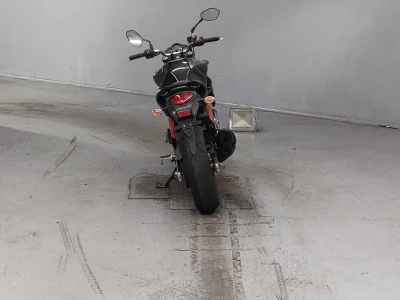 Suzuki Gladius SFV400 2014