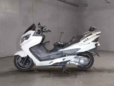 Suzuki Skywave 250S