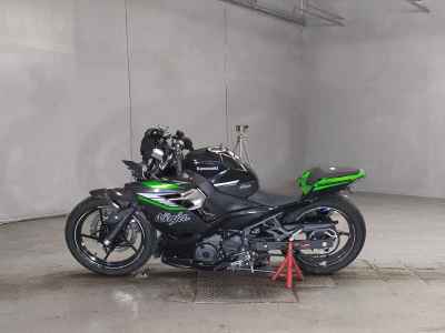 Kawasaki Ninja 400 2024