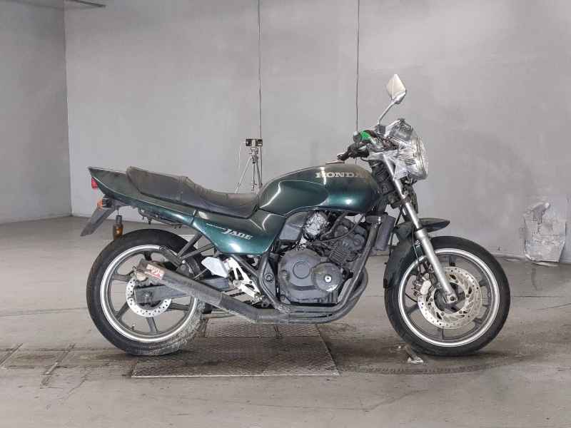 Honda CB250 Jade