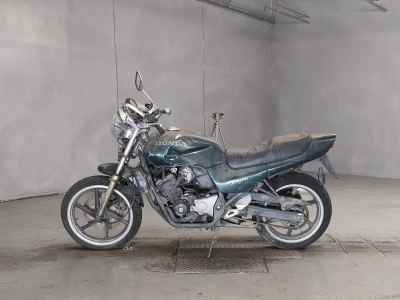 Honda CB250 Jade