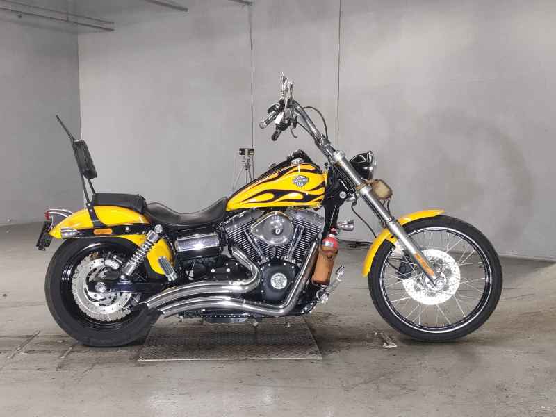 Harley-Davidson Wide Glide FXDWG1580 2011