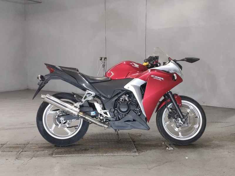 Honda CBR250R 2011