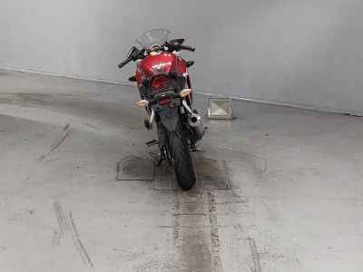 Honda CBR250R 2011