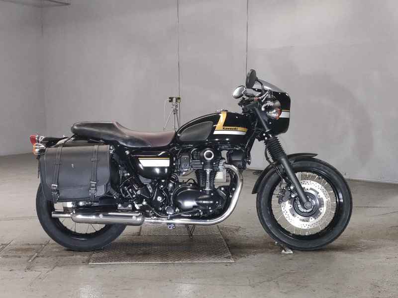 Kawasaki W800 2022
