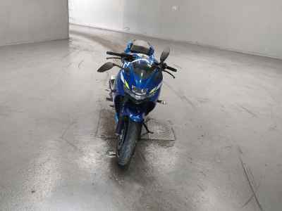 Suzuki Gixxer 250SF