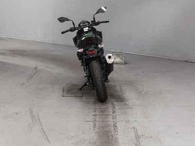 Kawasaki Z400 2022