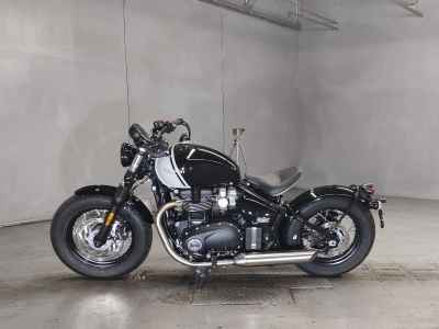 Triumph Bonneville Bobber 2025